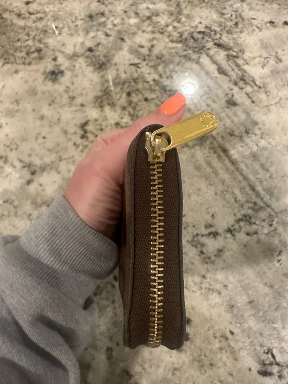 Louis Vuitton Damier Ebene Small Zipped Coin Purse - Dark Brown Checker - Picture 6 of 10